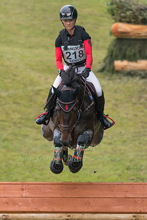 MICHELLE KENNY (IRL) RIDING RLE POYNSTOWN WILL