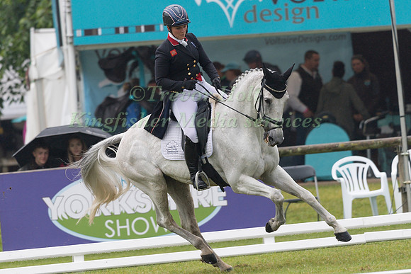 GEMMA TATTERSALL (GBR) AND QUICKLOOK V