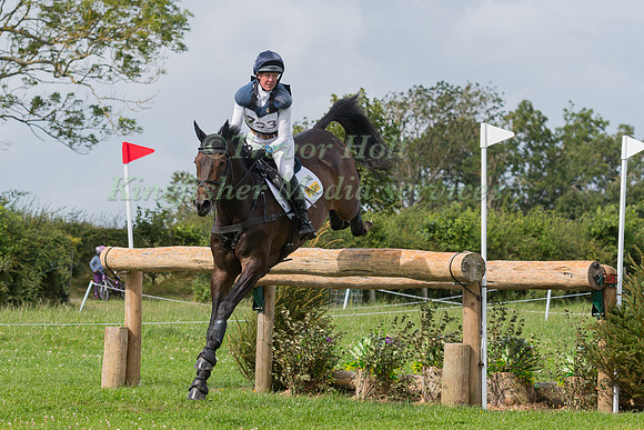 NICOLA WILSON RIDING  JL DUBLIN