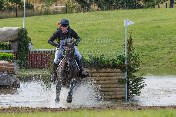 OLIVER TOWNEND RIDING CILLNABRADDEN EVO
