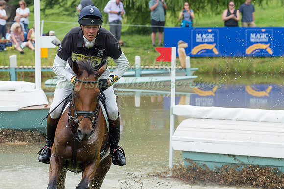 WILLIAM FOX-PITT AND ATLANTIC VITAL SPARK