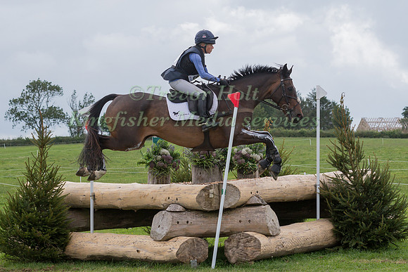 ROSALIND CANTER RIDING  ALLSTAR B