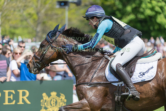 Amanda Pottinger (NZL) and Just Kidding