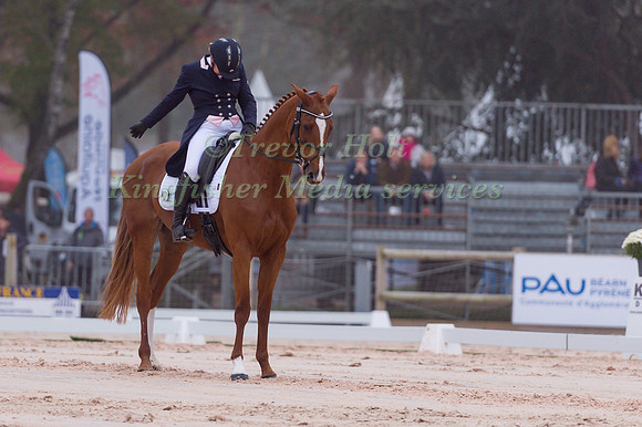 SHARON POLDING (GBR) AND FINDONFIRECRACKER