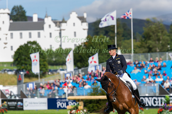 Michael Jung of Germany riding Fischer Takinou