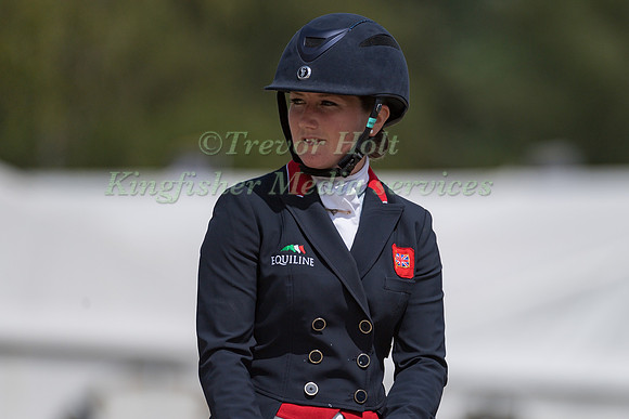 LAURA COLLETT (GBR) AND MR. BASS