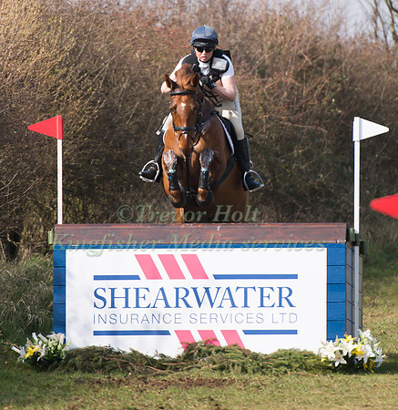 Jeanette Brakewell (GBR) riding Forever Red
