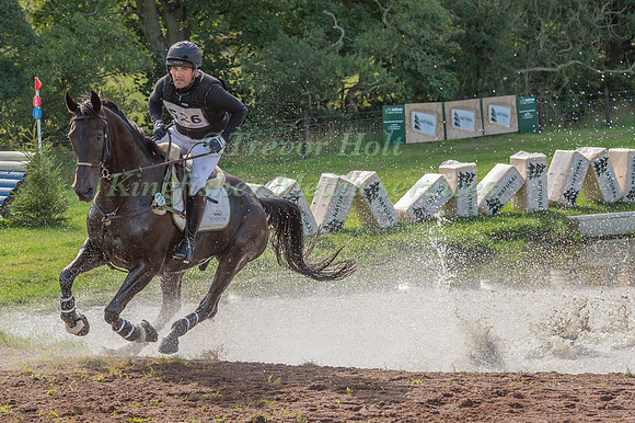 MARK FORD RIDING  MINTRIDGE LARKSPUR