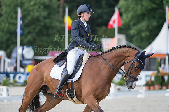 CHLOE RATY (BEL) AND AXEL Z
