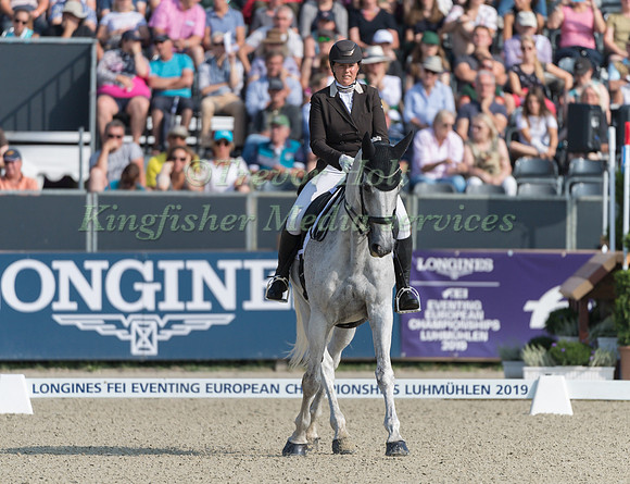 Eliska Opravilova (CZE)  and Dunkas A