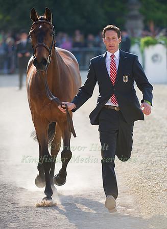 Dirk Schrade and King Artus