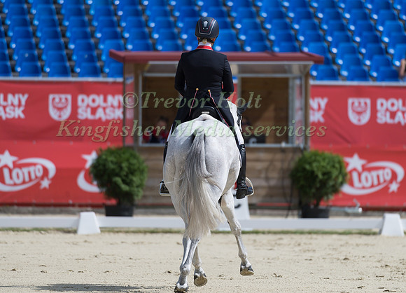 GEMMA TATTERSALL (GBR) AND  QUICKLOOK V
