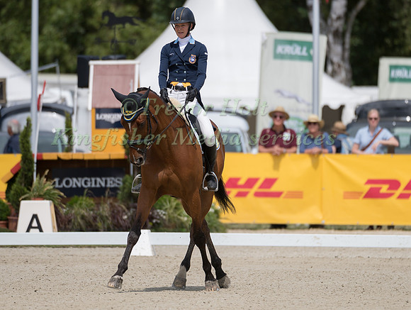 ANNA FRESKGARD (SWE) AND FLY AWAY V/D N. RANCH