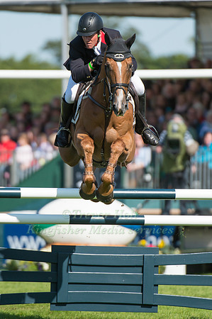 Oliver Townend (GBR) and  Armada