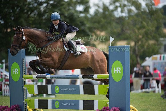 Alex Postolowsky (GBR) riding Trevarth