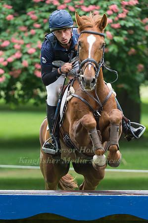 Tim  Price (NZL) riding  Bango