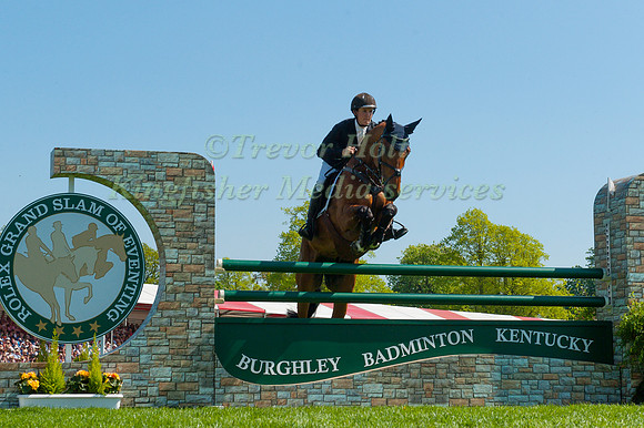 TOM MCEWEN (GBR) RIDING  TOLEDO DE KERSER