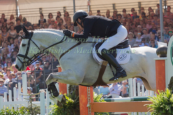 MARK TODD (NZL) RIDING  KILTUBRID RHAPSODY