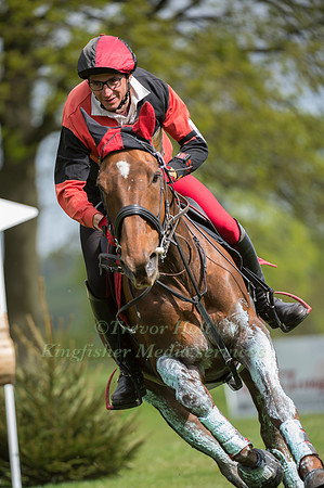 Bastien Commecy (FRA)  riding  PULU DU NEBLON