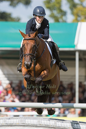 BECKY WOOLVEN (GBR) AND DHI BABETTE K