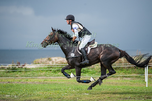 Peter Thomsen and Horseware's Cayenne