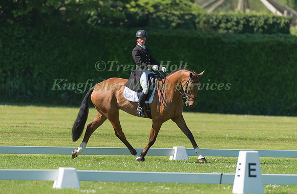ROSALIND CANTER (GBR) RIDING NO EXCUSE  IN THE CROSS COUNTRY PHASE OF THE CCI ONE STAR AT THE 2017 HOUGHTON INTERNATIONAL HORSE TRIALS