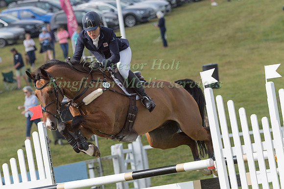 MILLIE DUMAS (GBR) AND KEC DEAKON