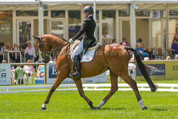 Hannah Bate and Finbury Hill