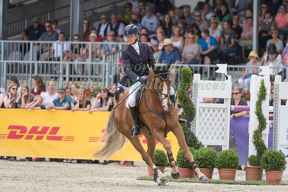 JULIE TEW (GBR) AND SIR PERIROSE