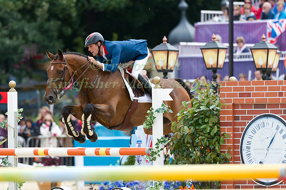 Nicolas Touzaint and Hildago De L'Ille