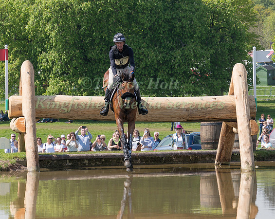 MARK TODD (NZL) RIDING  LEONIDAS II