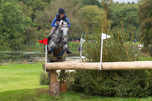 MELISSA TOWNSHEND (GBR) RIDING STRAIGHT CHOICE