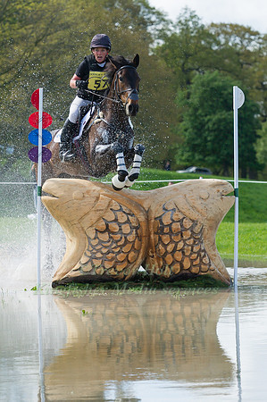 HAZEL TOWERS (GBR) RIDING  SIMPLY CLOVERCOMPETING IN THE CROSS COUNTRY PHASE OF THE  CIC THREE STAR COMPETITION AT THE  2017 DODSON AND HORRELL CHATSWORTH INTERNATIONAL HORSE TRIAL.