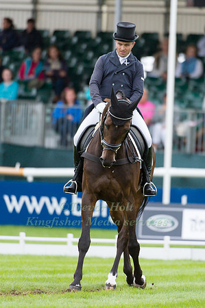 BEN HOBDAY (GBR) RIDING RAMILO