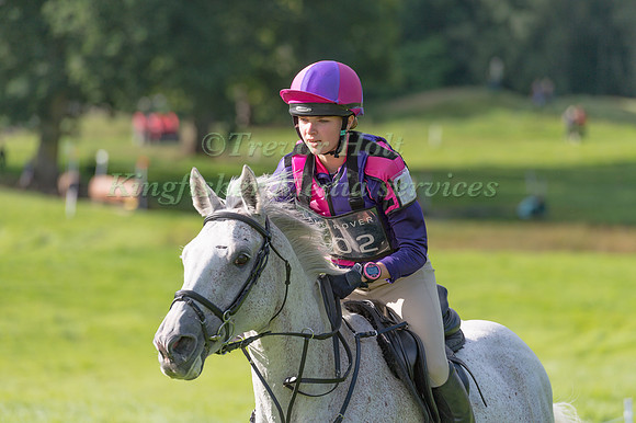 ANNA MACFADYEN (GBR) AND TIGER LILY XIII