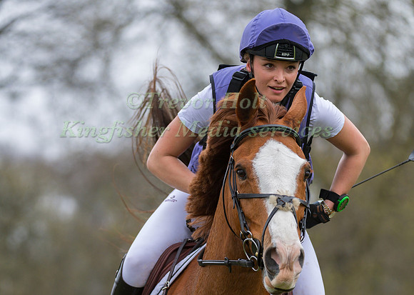 EMILY KING RIDING DARGUN-3