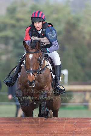 Emily Gilruth riding Topwood Beau