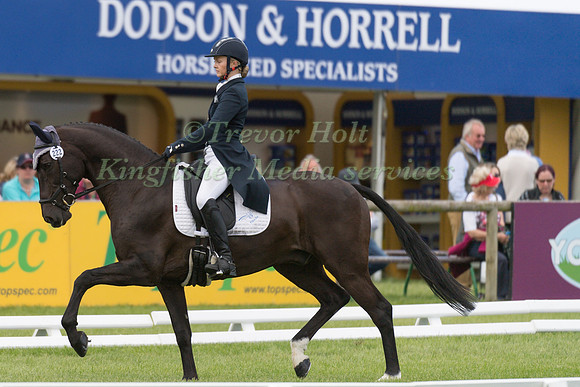 REBECCA NICHOLSON (GBR) AND UNO II TAKING PART IN THE DRESSAGE PHASE OF THE  CIC THREE STAR COMPETITION AT THE 2017 EQUI-TREK BRAMHAM INTERNATIONAL HORSE TRIALS