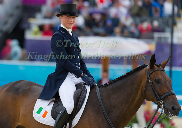 Camilla Speirs and Portersize Just a Jiff