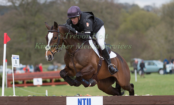 GORDON MURPHY  RIDING  LUMBRERA W