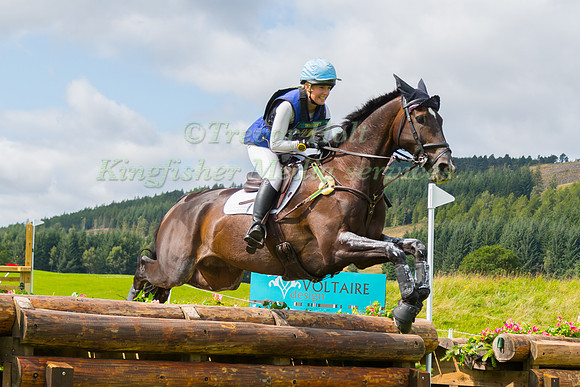 ROSA ONSLOW (GBR) AND DIAMOND SUNDANCE