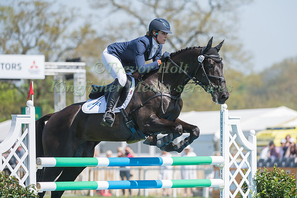 LYDIA HANNON (GBR) RIDING  MY ROYAL TOUCH