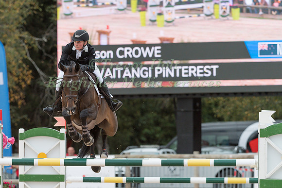 MADISON  CROWE AND WAITANGI PINTEREST
