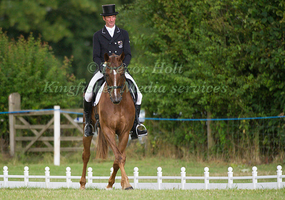 Mark Todd and Oloa
