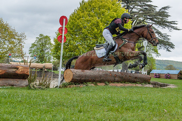 Dan  Jocelyn(NZL) riding  BEAUCATCHER