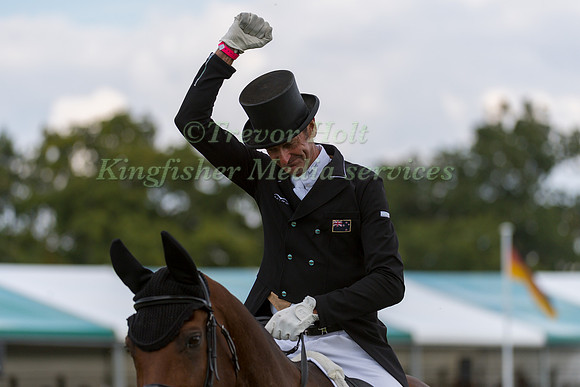 Mark  Todd (NZL) and Leonidas II