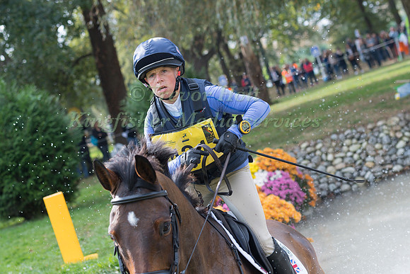 Rosalind CANTER  (GBR) AND ZENSHERA