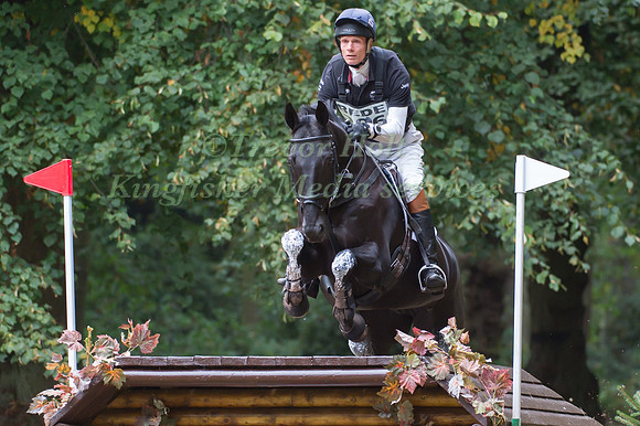 William Fox-Pitt of Great Britain riding  SECRET NIGHT