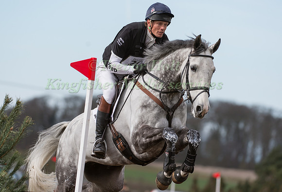 William Fox-Pitt riding Luxury FH