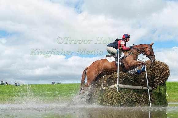 Louisa Lockwood riding Diamond Ructions